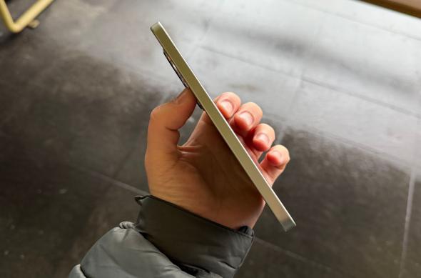 Honor Magic8 Lite - Design(2): Honor-Magic8-Lite-Design_003.jpg