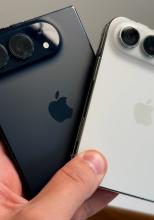 Apple iPhone Duo la primul contact; L-am deschis, l-am pliat, i-am căutat defectele și am descoperit câteva surprize