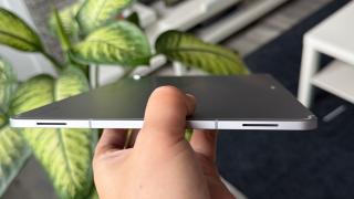 Samsung Galaxy Tab S12+: Design premium și slim, culori mai spre segmentul business, S Pen cu locaș nou de alimentare