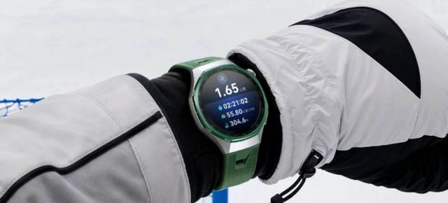 Huawei Watch GT 7 primește funcții noi pentru ciclism, controlul căștilor și o interfață împrospătată
