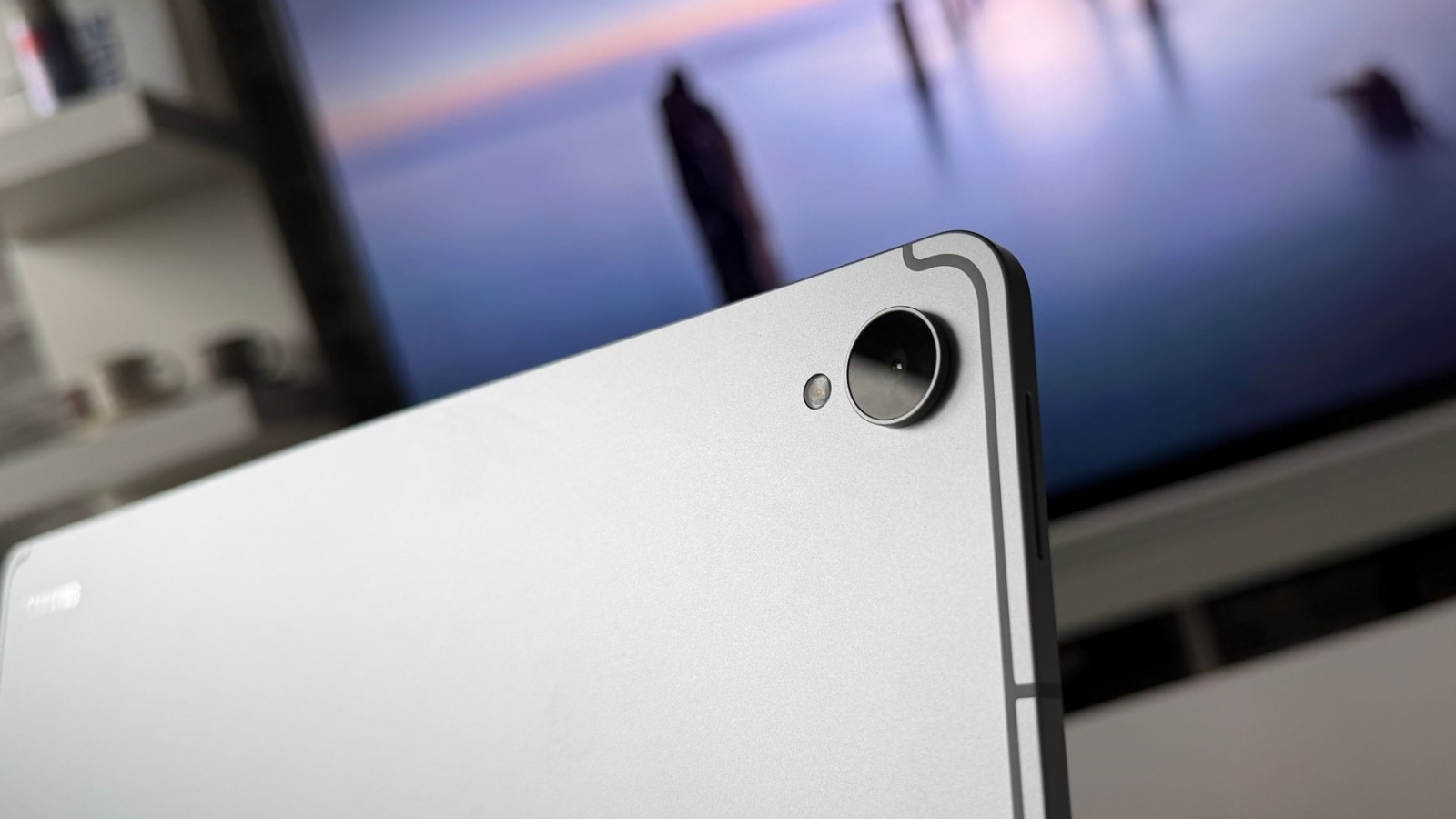 Samsung Galaxy Tab S12+: Camera bună la closeup și culori, plus funcții de captură atipice pentru tablete