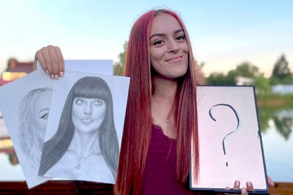 Un artist grafic trece de la creion la S-Pen și de pe suport de hârtie pe Galaxy Tab S8 Ultra 5G (Samsung Art Challenge #1)