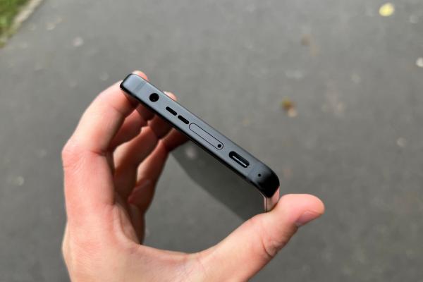 ASUS ROG Phone 9 Pro: Acustică stereo pe format ROG Phone 8 Pro