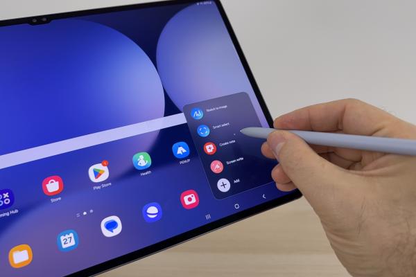 Samsung Galaxy Tab S10 Ultra: OS, UI, aplicaţii cu Galaxy AI pus la treabă acum şi în limba romană