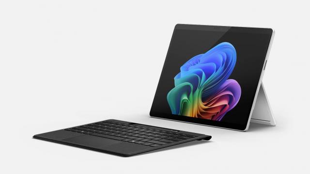 <b>Microsoft are planuri mari pentru produsele Surface în 2025, inclusiv o tabletă de 11 inch</b>Microsoft e gata să lanseze produse hardware noi în 2025 şi vorbim aici despre unele Surface. Ele ar include şi o tabletă de 11 inch aparent. Lista include şi un Surface Pro nou, un Surface Laptop, dar şi accesorii. În plus funcţionalitatea Copilot+