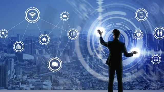 <b>Cum arată viitorul digital al României, prin prisma ANCOM: comunicaţii satelit, Poșta upgradată, protecţie anti phishing</b>România se pregăteşte de o digitalizare serioasă, conform celor de la ANCOM, care au planuri mari în această direcţie. Autoritatea locală axată pe comunicaţii vrea să schimbe România la capitole precum comunicaţii prin satelit